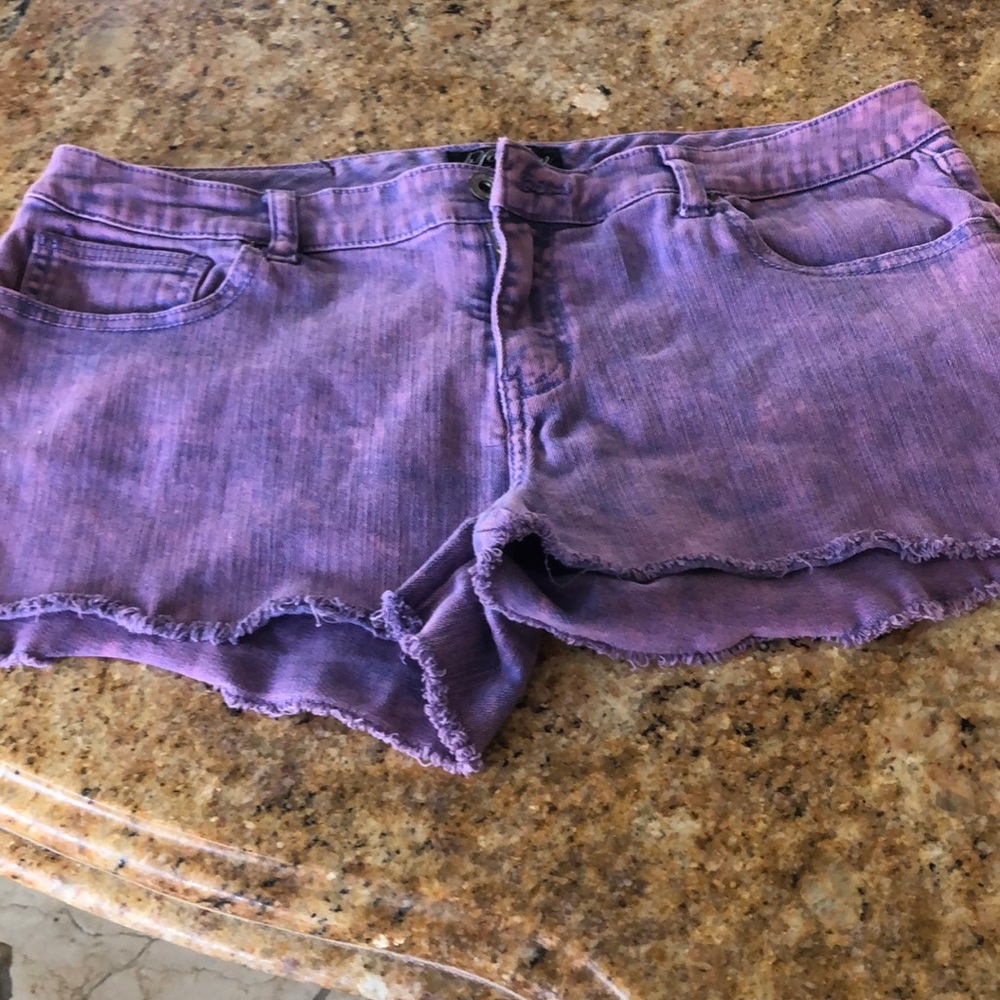 NWT London bridge Tie dye purple  cut off shorts